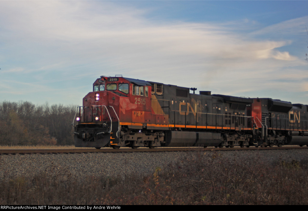 CN 2515 leads a northbound that has just met the DPU-equipped southbound